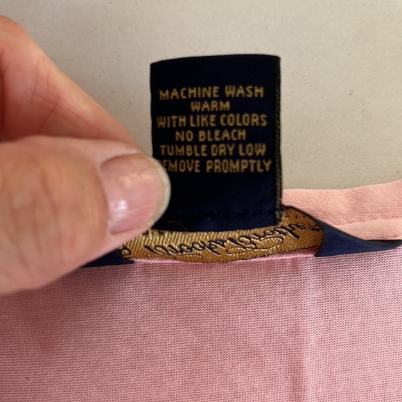 - EUC Brooks Brothers tshirt - Picture 10 of 10